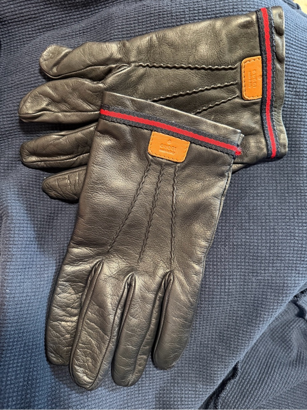 Gucci Black Leather Men's Gloves with Red & Blue Stripe and Tan Logo Patch